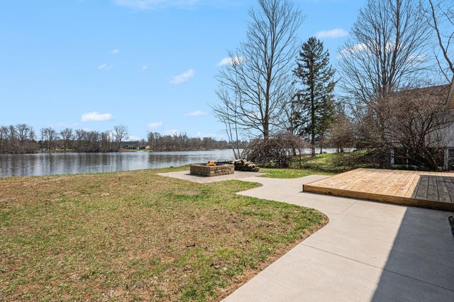 3517 Lake Allegan Drive, Allegan, MI 49010