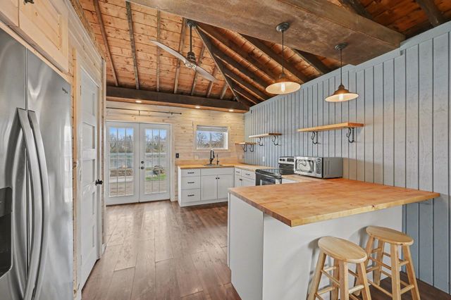 3517 Lake Allegan Drive, Allegan, MI 49010