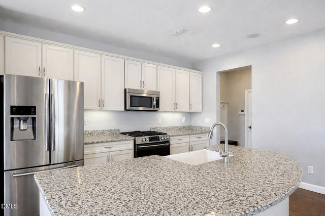 1236 Forest Fern Lane, Fuquay Varina, NC 27526