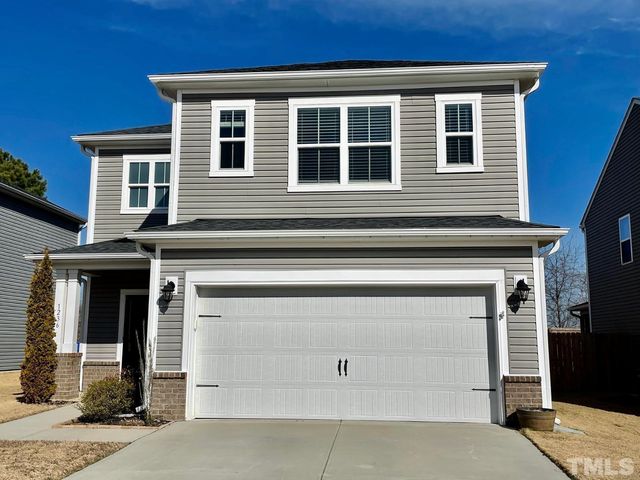 1236 Forest Fern Lane, Fuquay Varina, NC 27526