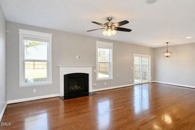 1236 Forest Fern Lane, Fuquay Varina, NC 27526