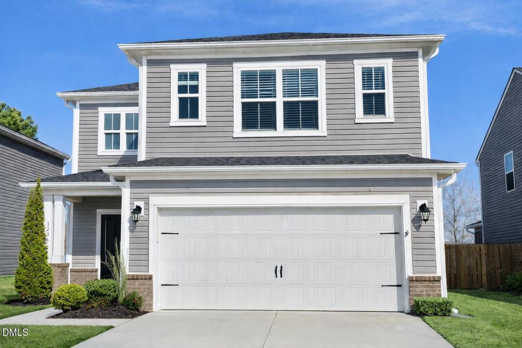 1236 Forest Fern Lane, Fuquay Varina, NC 27526