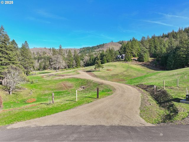 2 Graham Ln, White Salmon, WA 98672