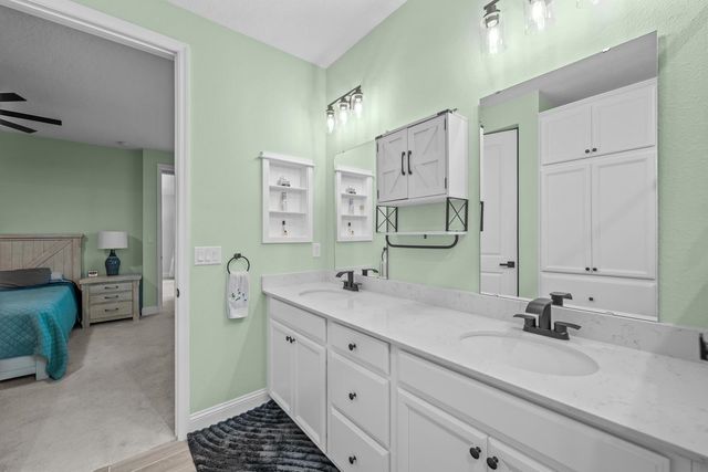 23 Moneyball Cir, St Johns, FL 32259