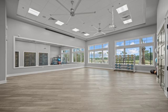 23 Moneyball Cir, St Johns, FL 32259