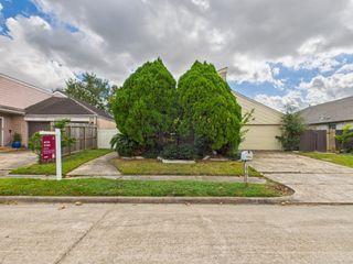 7611 Hopewell Lane, Houston, TX 77071