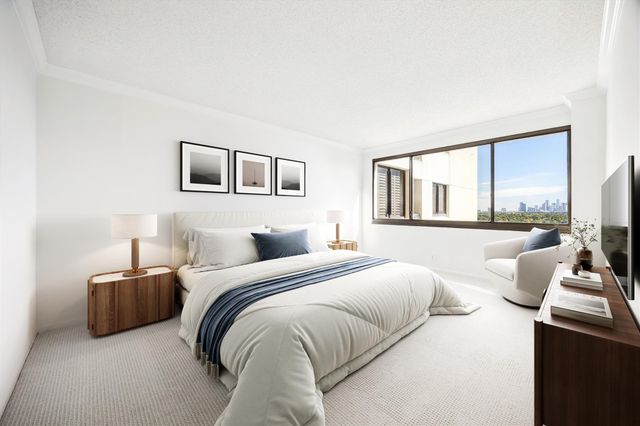 49 Briar Hollow Lane 1704, Houston, TX 77027