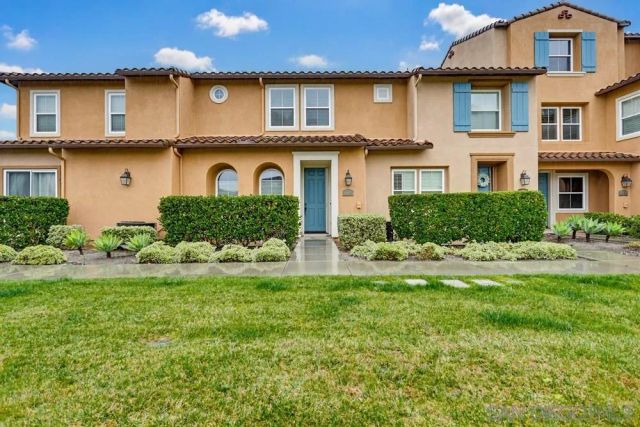 17059 Calle Trevino 5, San Diego, CA 92127