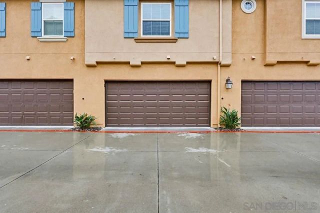 17059 Calle Trevino 5, San Diego, CA 92127