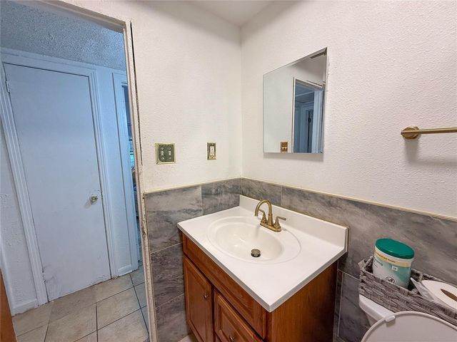 4916 S 83RD STREET, Tampa, FL 33619