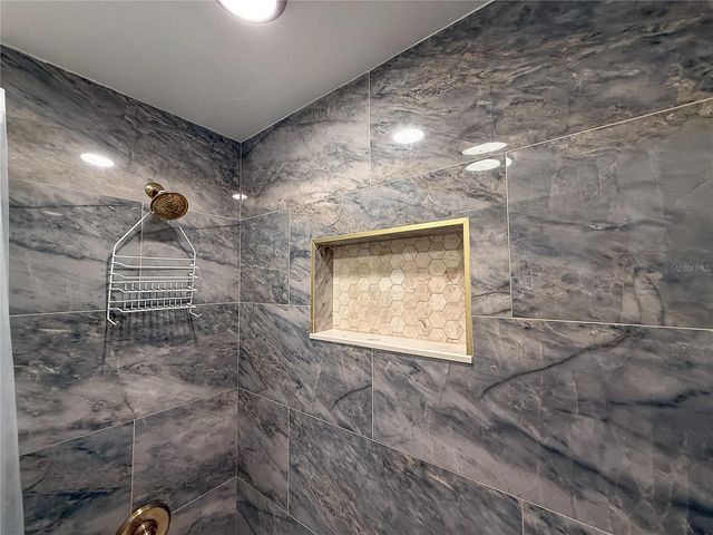 4916 S 83RD STREET, Tampa, FL 33619