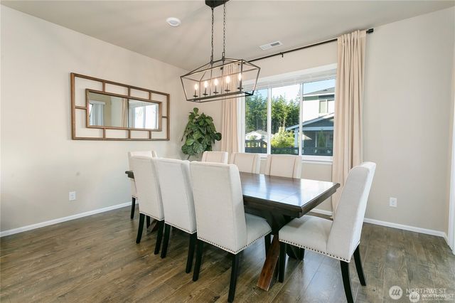 33094 Crystal Avenue SE, Black Diamond, WA 98010