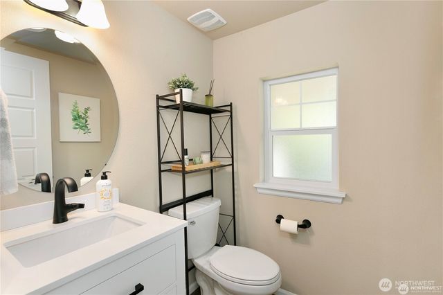 33094 Crystal Avenue SE, Black Diamond, WA 98010