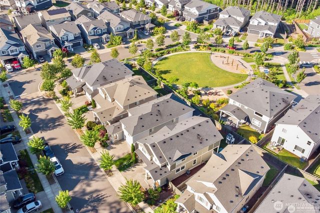 33094 Crystal Avenue SE, Black Diamond, WA 98010