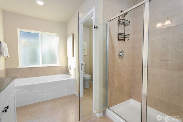 33094 Crystal Avenue SE, Black Diamond, WA 98010