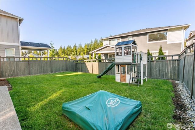33094 Crystal Avenue SE, Black Diamond, WA 98010