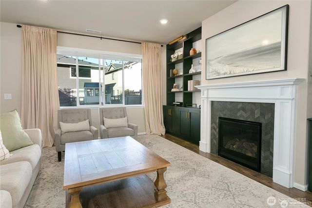 33094 Crystal Avenue SE, Black Diamond, WA 98010