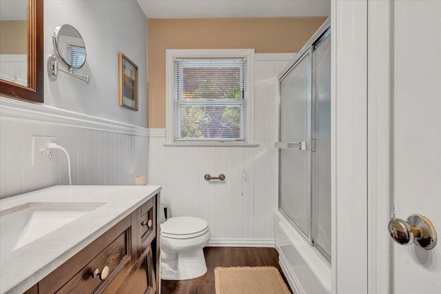 5909 Raintree RD, Roanoke, VA 24018