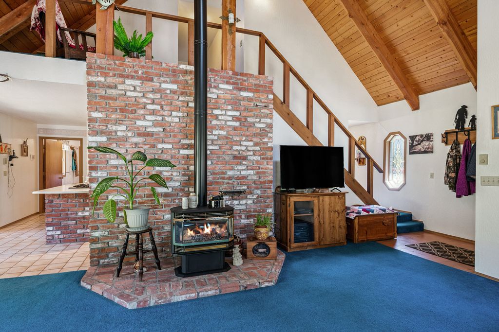 Image 22 of property listing at 80 Pattee Road, Superior, MT 59872