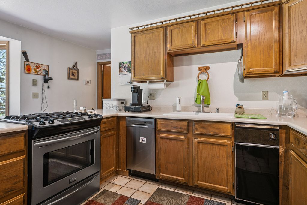 Image 25 of property listing at 80 Pattee Road, Superior, MT 59872