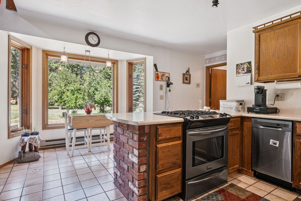 Image 26 of property listing at 80 Pattee Road, Superior, MT 59872