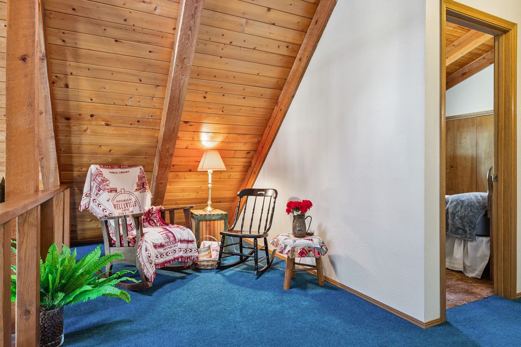 Image 38 of property listing at 80 Pattee Road, Superior, MT 59872