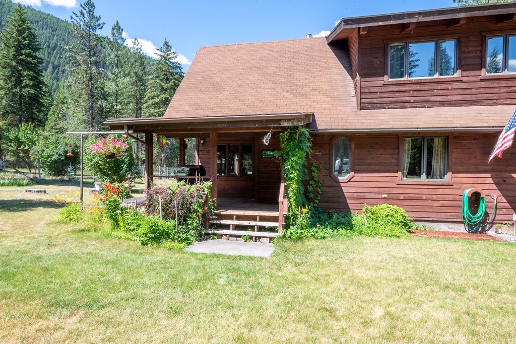 Image 9 of property listing at 80 Pattee Road, Superior, MT 59872
