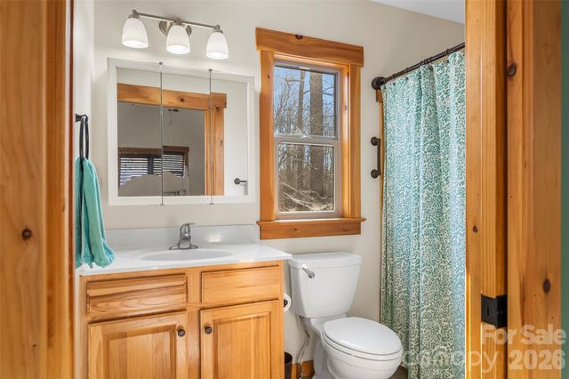 204 Mountain Vista Drive, Nebo, NC 28761