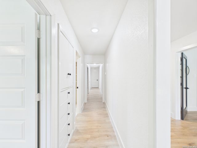 226 Gardenview, Castle Hills, TX 78213