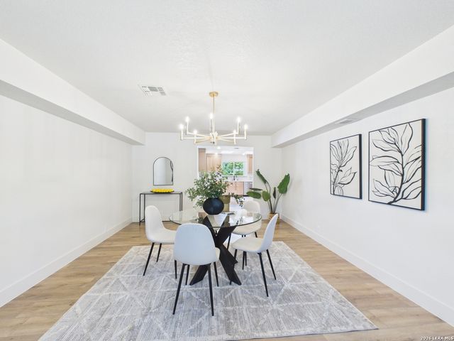 226 Gardenview, Castle Hills, TX 78213