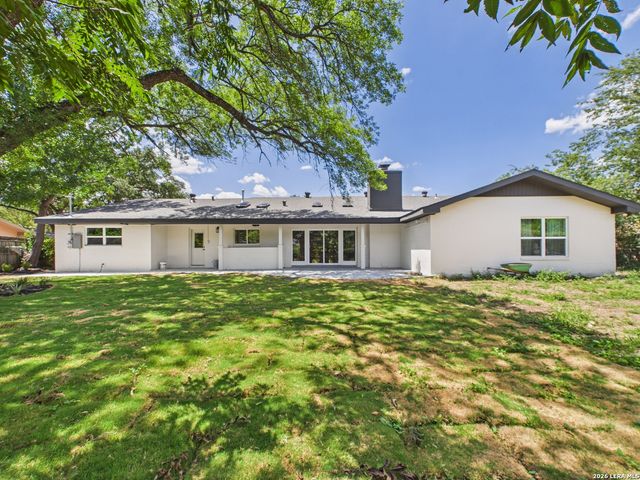 226 Gardenview, Castle Hills, TX 78213