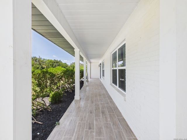 226 Gardenview, Castle Hills, TX 78213