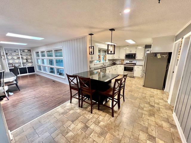 601 6th Ave, Ashford, AL 36312