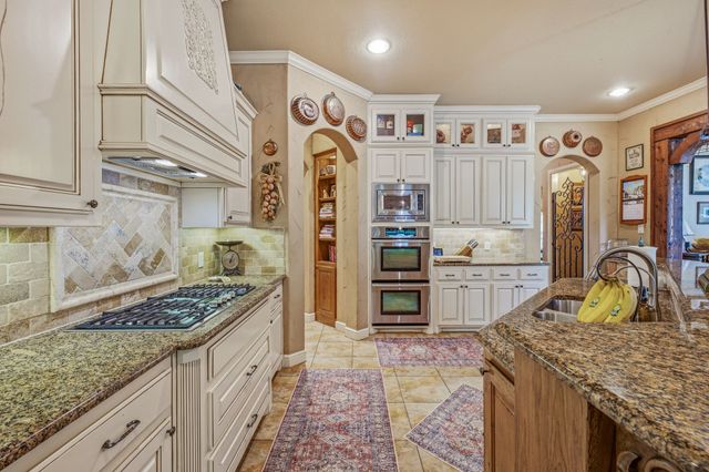 101 Western Breeze Drive, Fort Worth, TX 76126