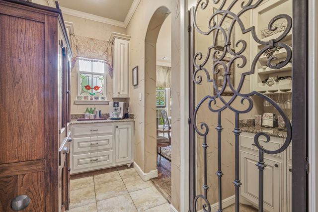 101 Western Breeze Drive, Fort Worth, TX 76126