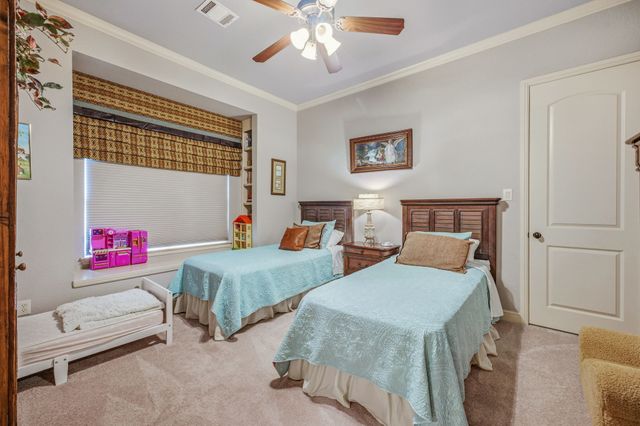 101 Western Breeze Drive, Fort Worth, TX 76126