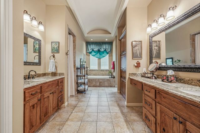 101 Western Breeze Drive, Fort Worth, TX 76126