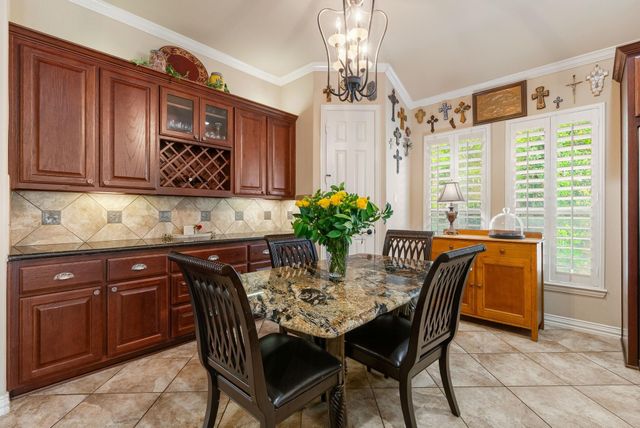 99 N Mews Wood Court, The Woodlands, TX 77381