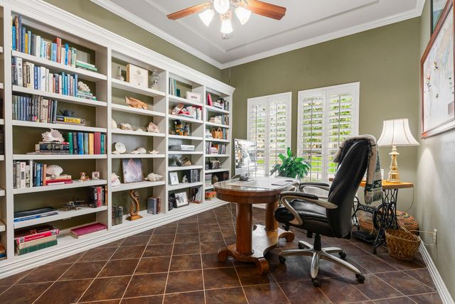 99 N Mews Wood Court, The Woodlands, TX 77381