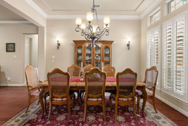 99 N Mews Wood Court, The Woodlands, TX 77381