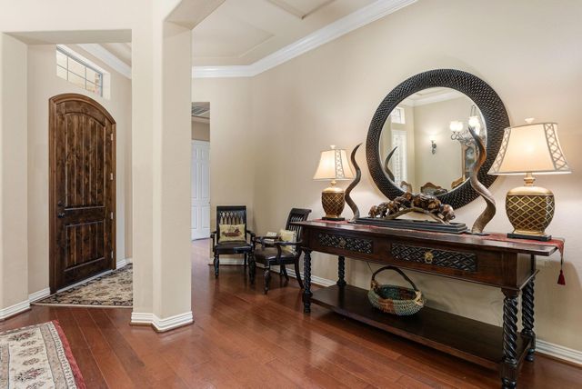 99 N Mews Wood Court, The Woodlands, TX 77381