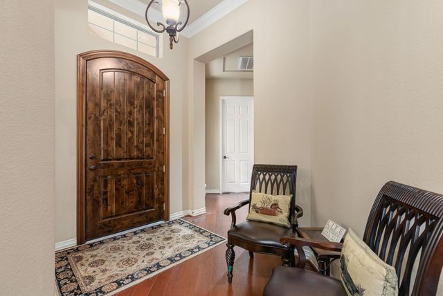 99 N Mews Wood Court, The Woodlands, TX 77381
