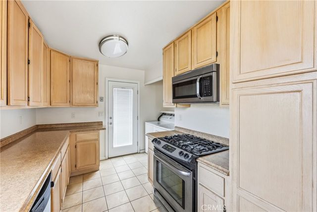 8082 San Heron, Buena Park, CA 90620
