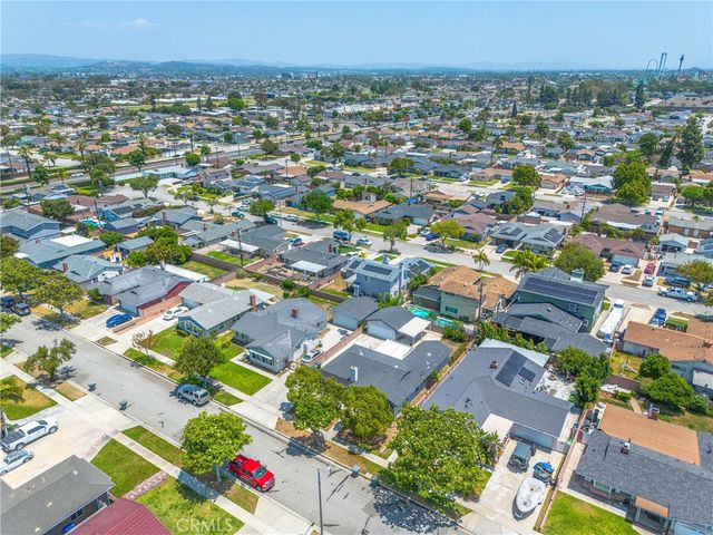 8082 San Heron, Buena Park, CA 90620
