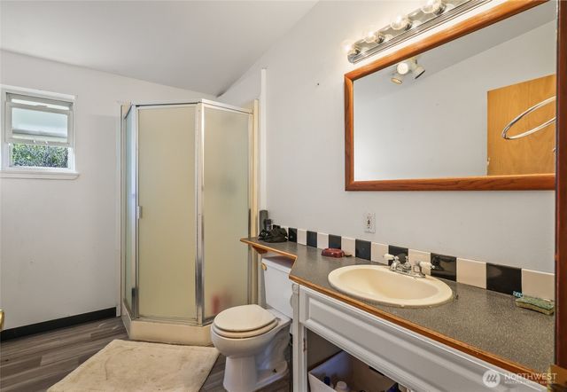 208 W Orchard Street, Oakville, WA 98568