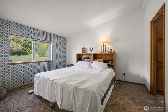 208 W Orchard Street, Oakville, WA 98568