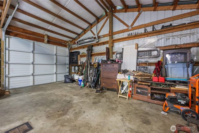 208 W Orchard Street, Oakville, WA 98568