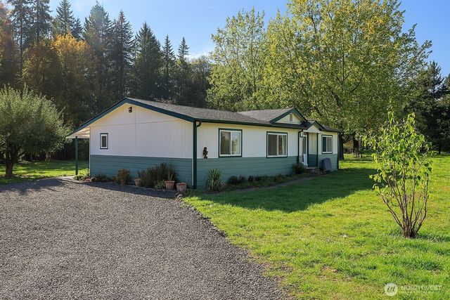 208 W Orchard Street, Oakville, WA 98568