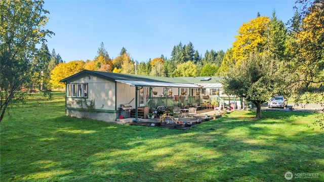 208 W Orchard Street, Oakville, WA 98568