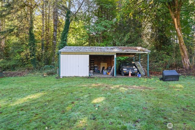 208 W Orchard Street, Oakville, WA 98568